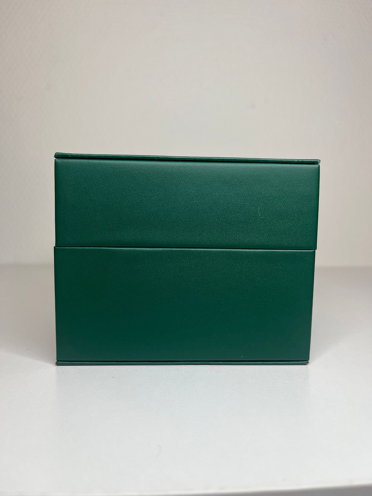 Caja de reloj para hombre con cadena de plata