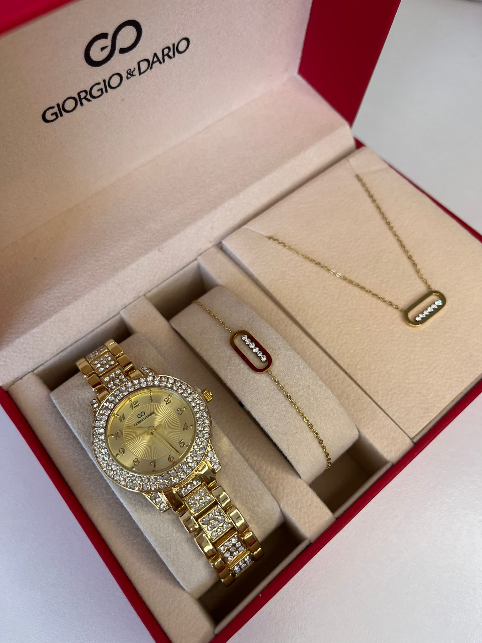 Conjunto de reloj para mujer con pulsera y collar de acero inoxidable dorado