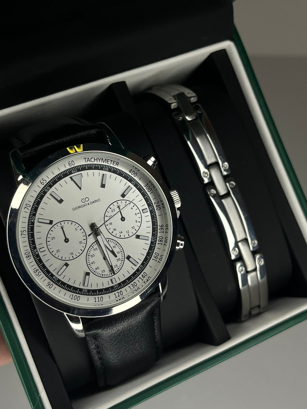 Caja de reloj para hombre con cadena de plata