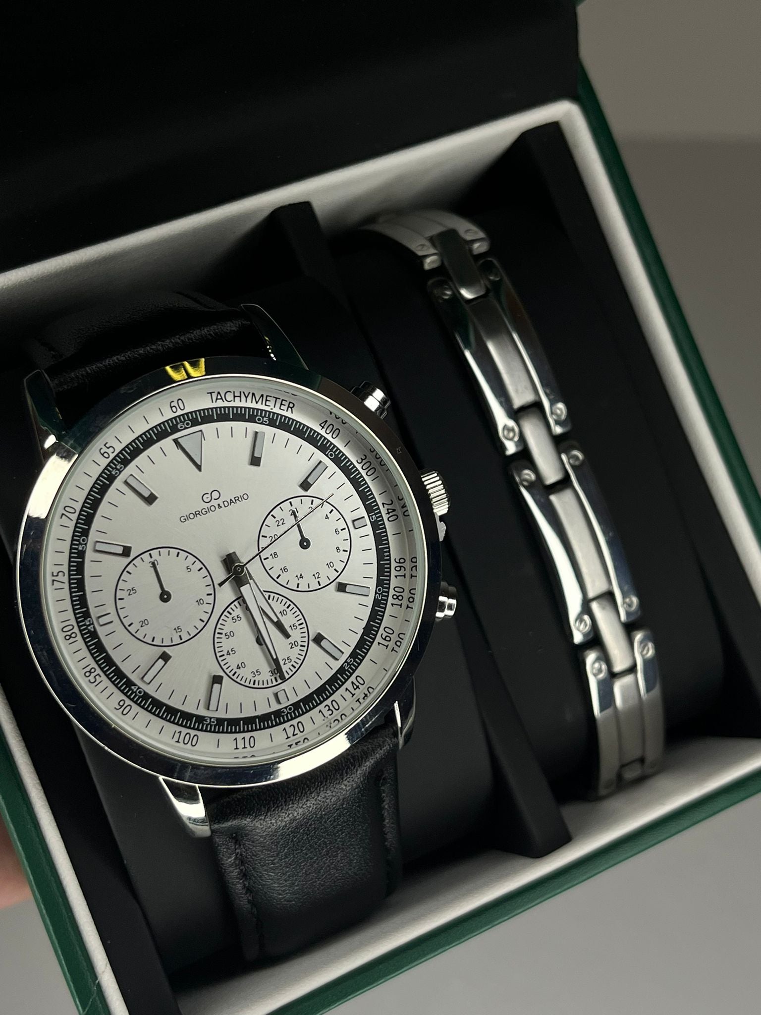 Caja de reloj para hombre con cadena de plata