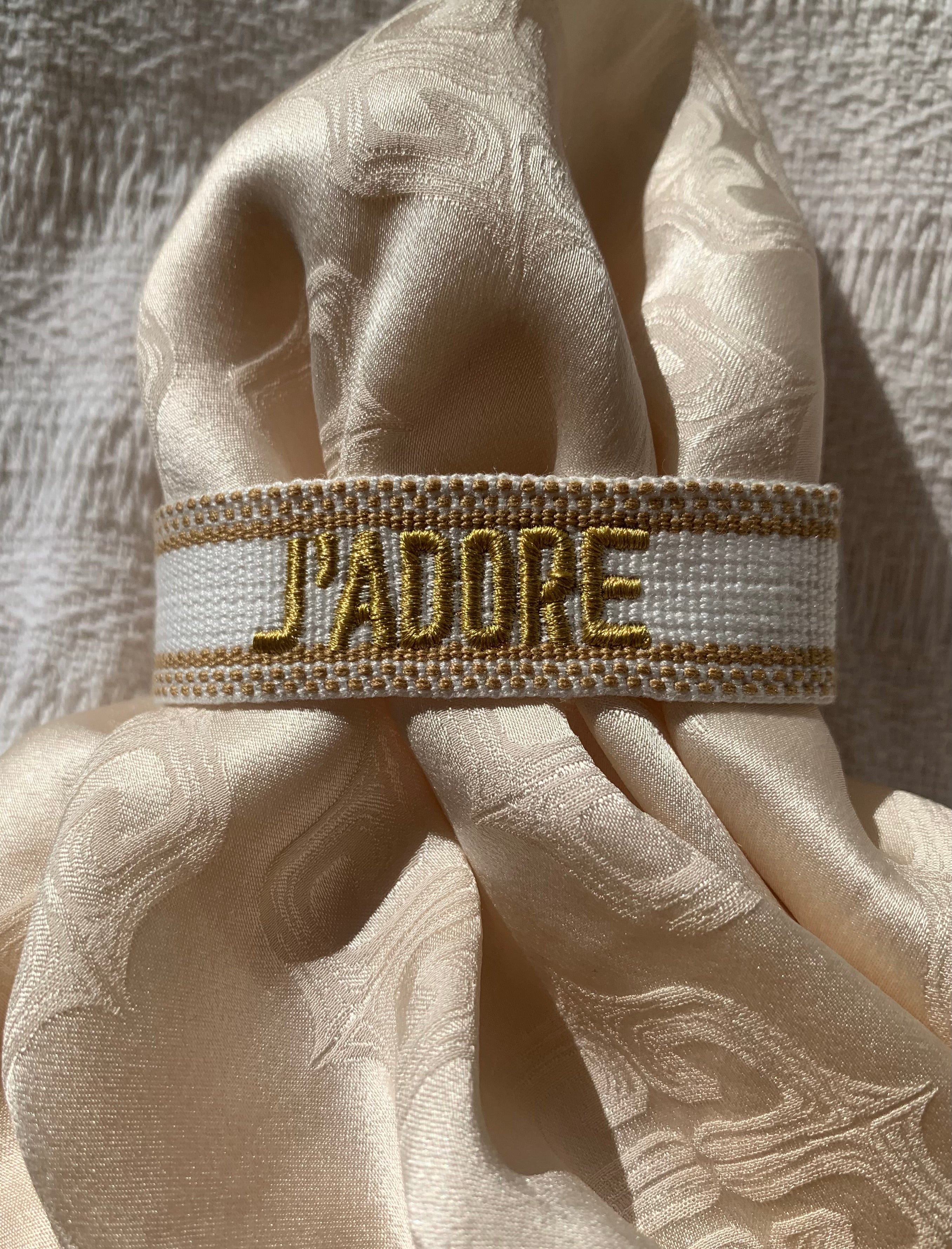 Me encanta la pulsera de tela