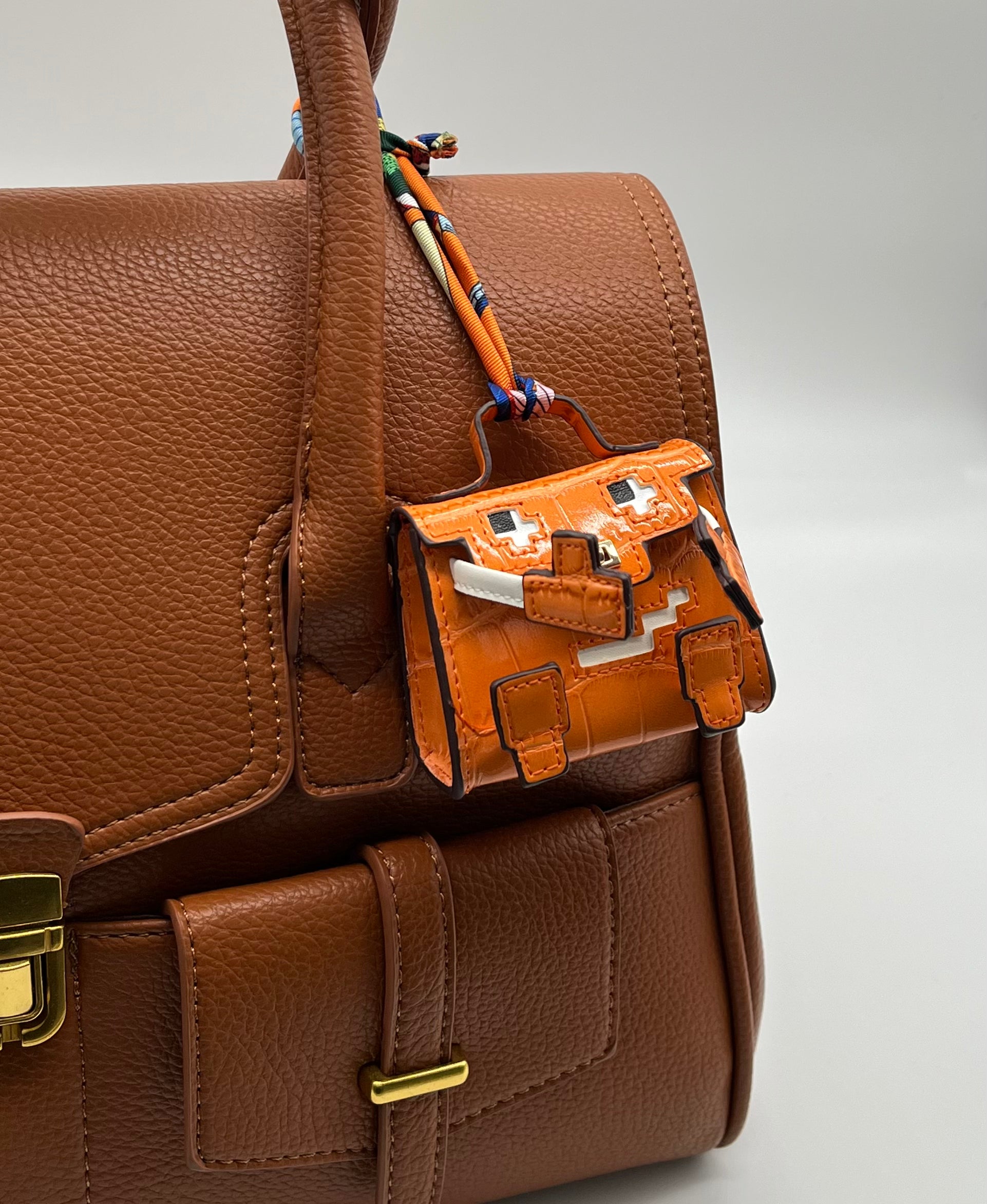Charm Sac Dolly