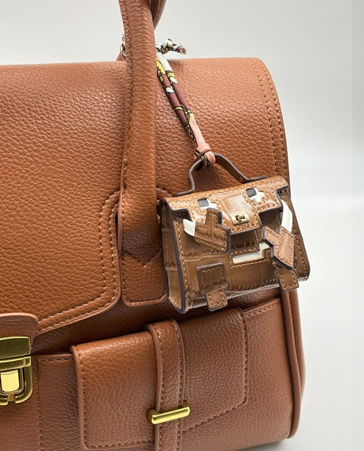 Charm Sac Dolly